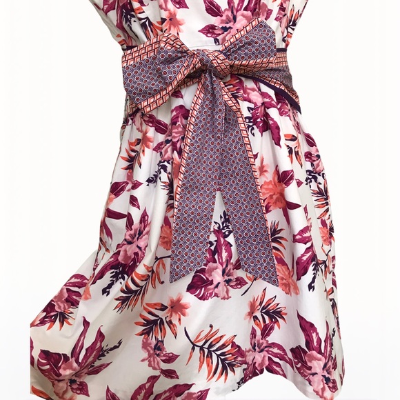 Tahari 97% Cotton Floral Tie-Waist Dress - 14 - Picture 11 of 15